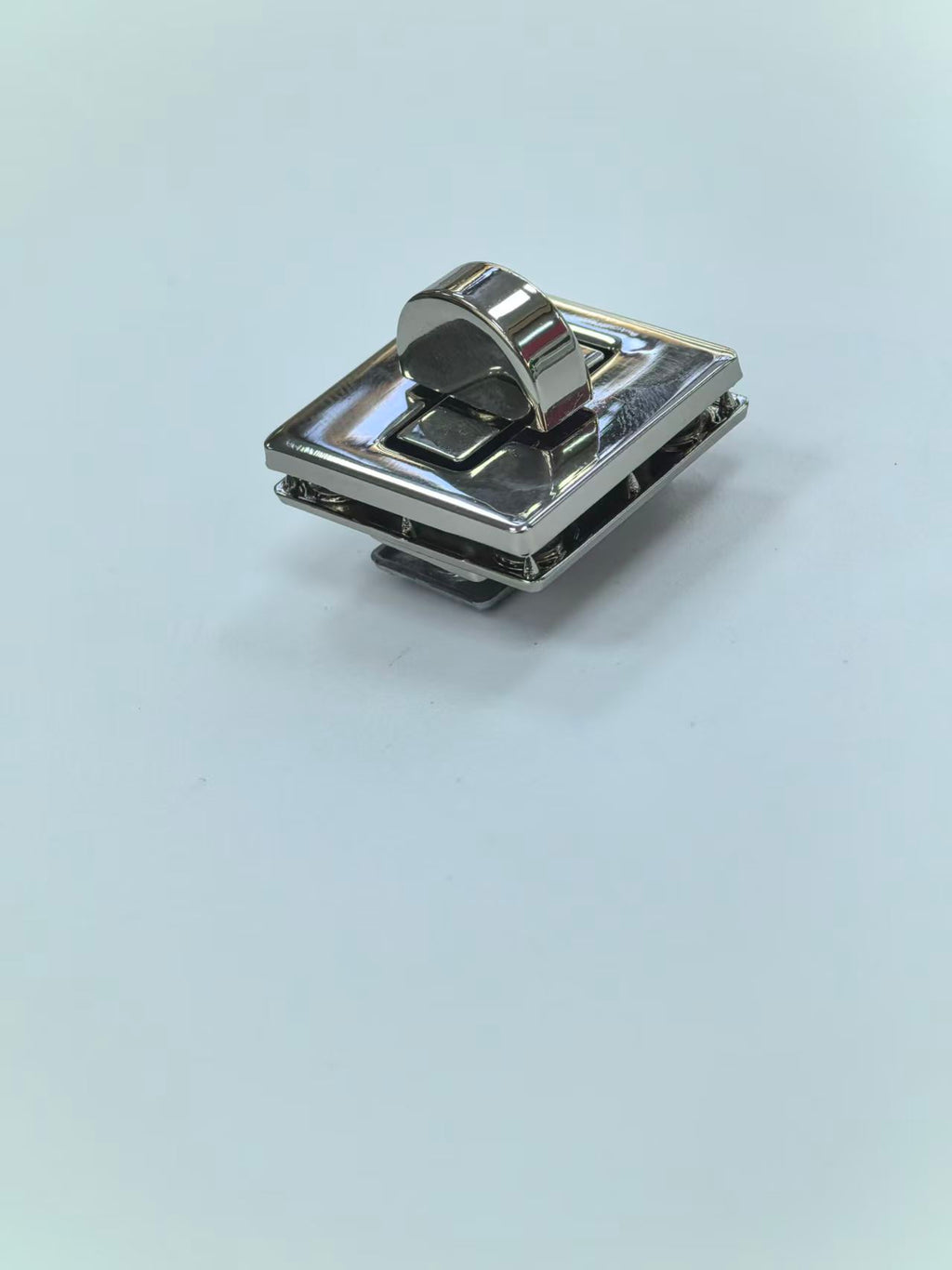Square Turn Lock Bag Closure