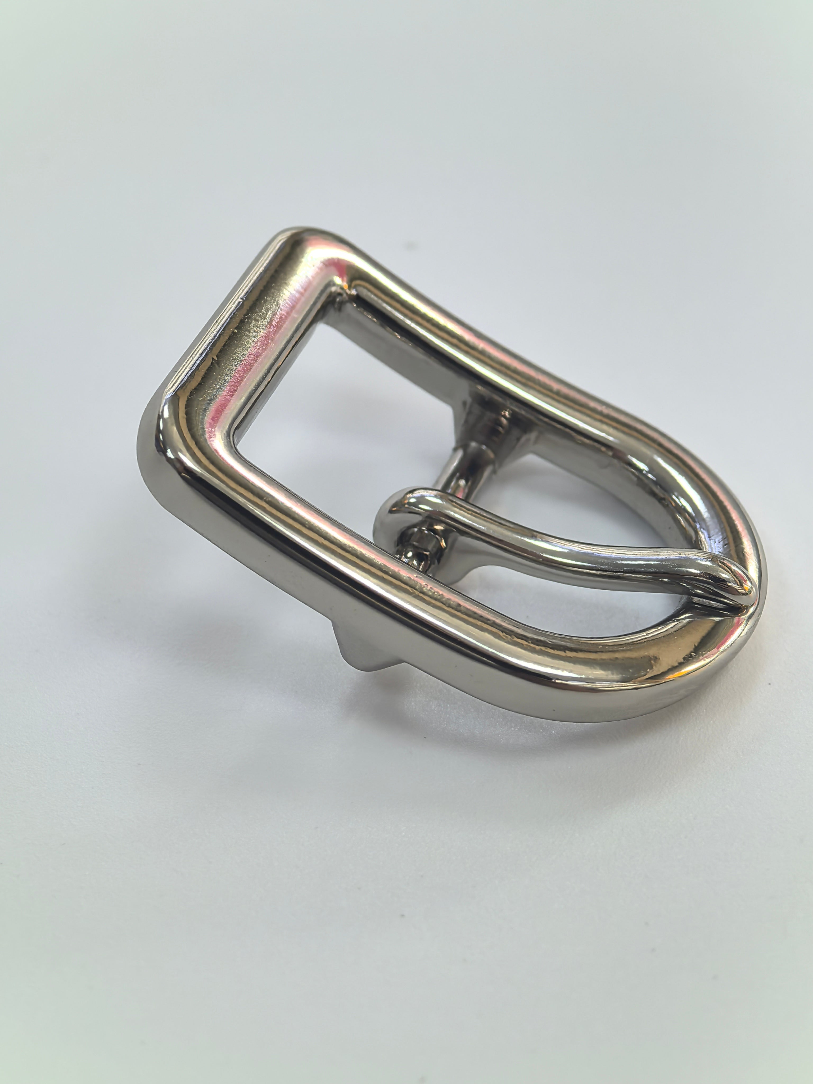 Rounded Bottom Pin Buckle