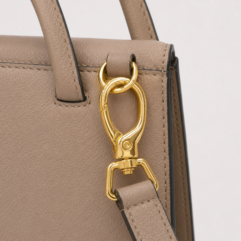 Trapezoid Loop Swivel Snap Hook