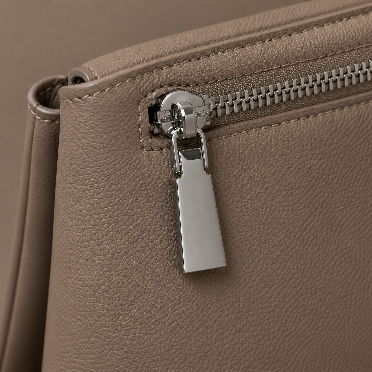 Tapered Metal Zipper Puller