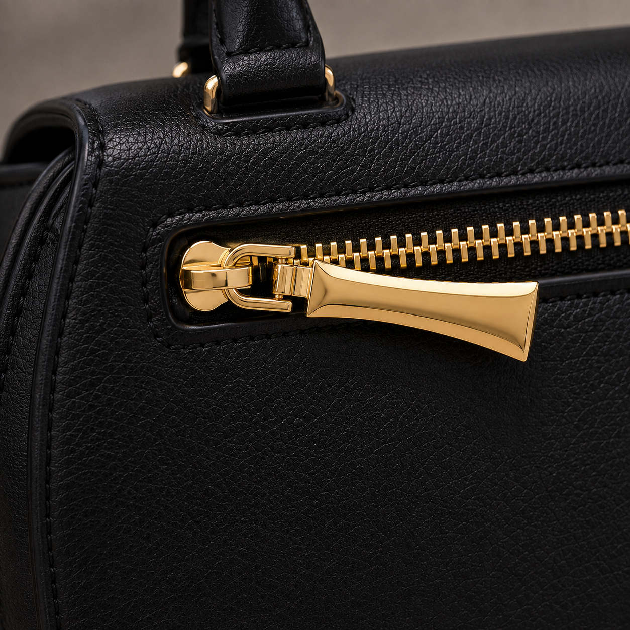 Sculpted Flared Metal Zipper Puller