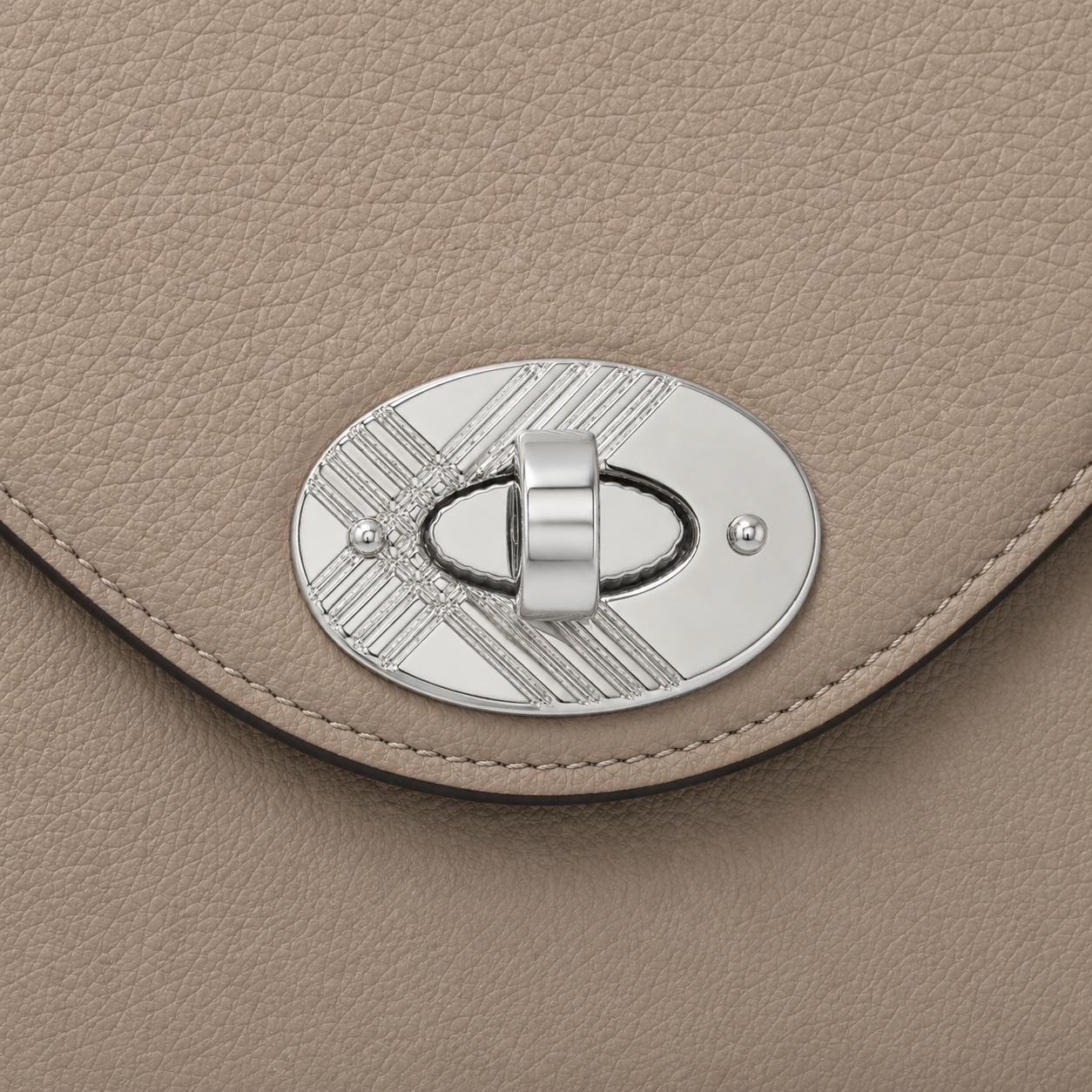 Textured Oval Turn Lock Bag Closure