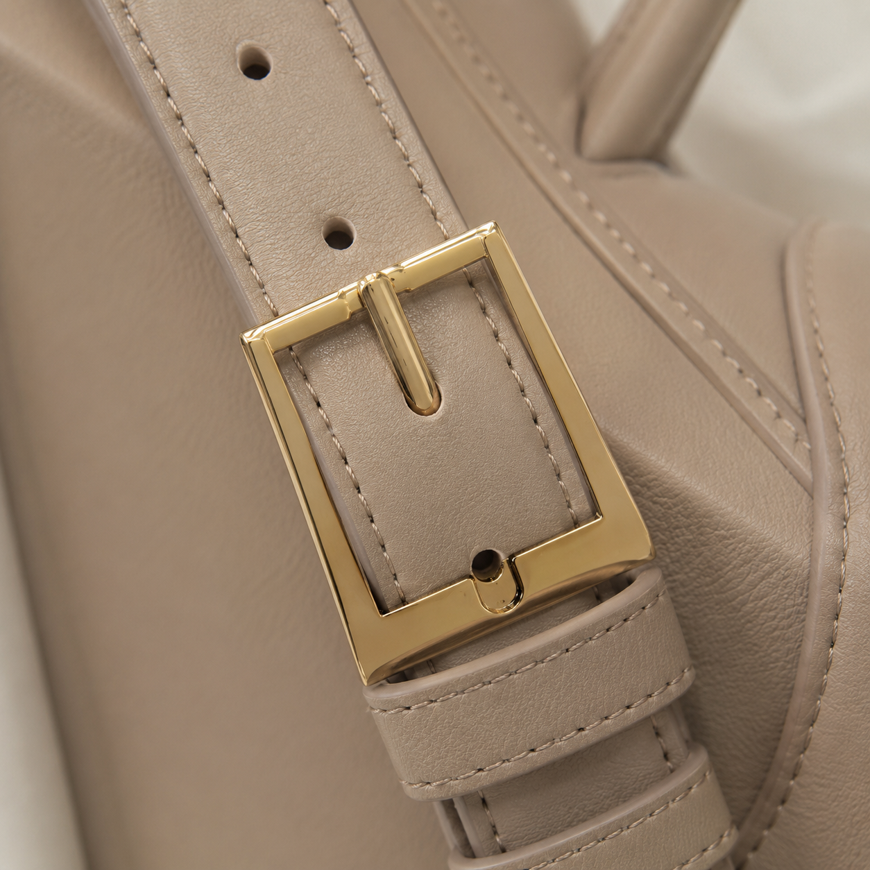 Tapered Rectangular Pin Buckle