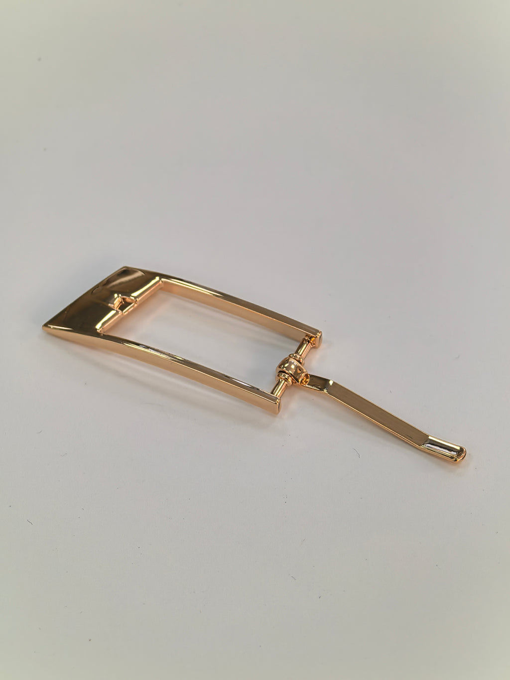 Elongated Trapezoid Pin Buckle