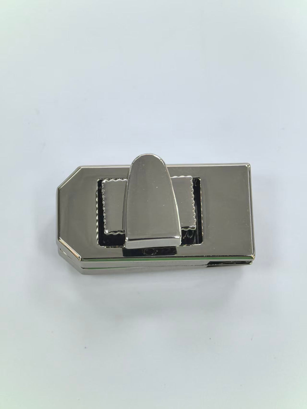 Beveled Rectangular Turn Lock Bag Closure