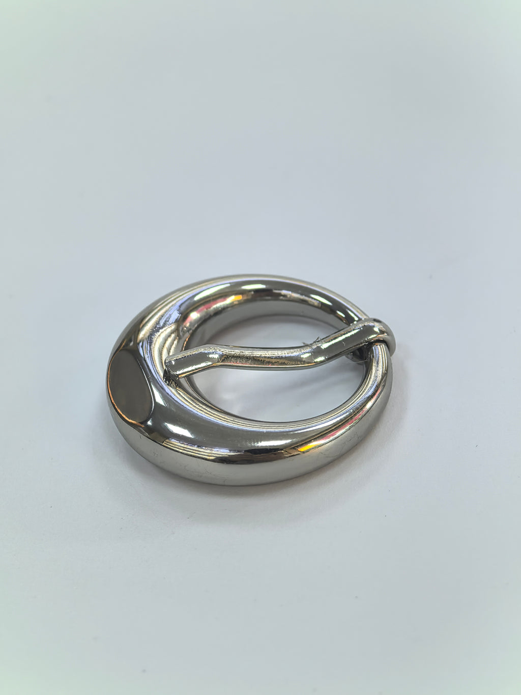 Round Pin Buckle
